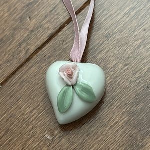 Vintage porcelain Heart shaped potpourri holder